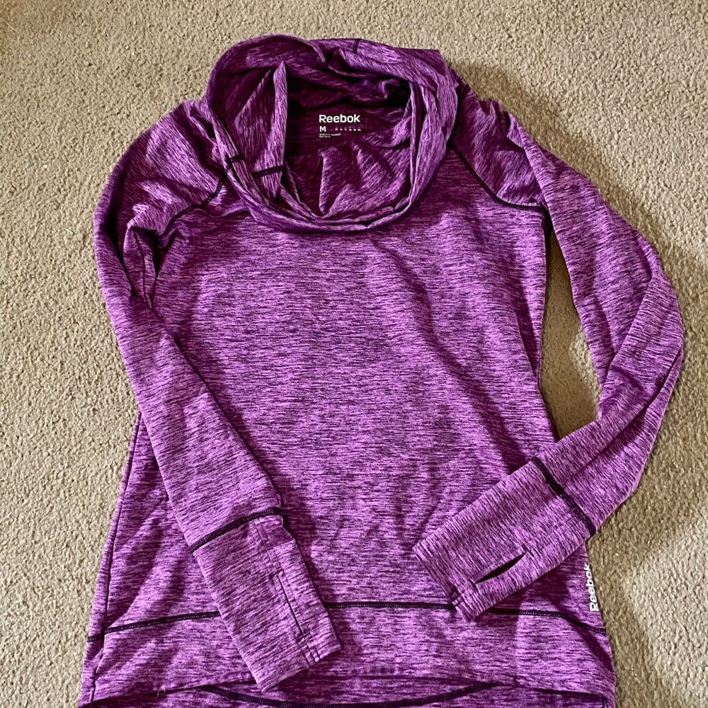 Women’s Reebok medium cowl neck warm pullover